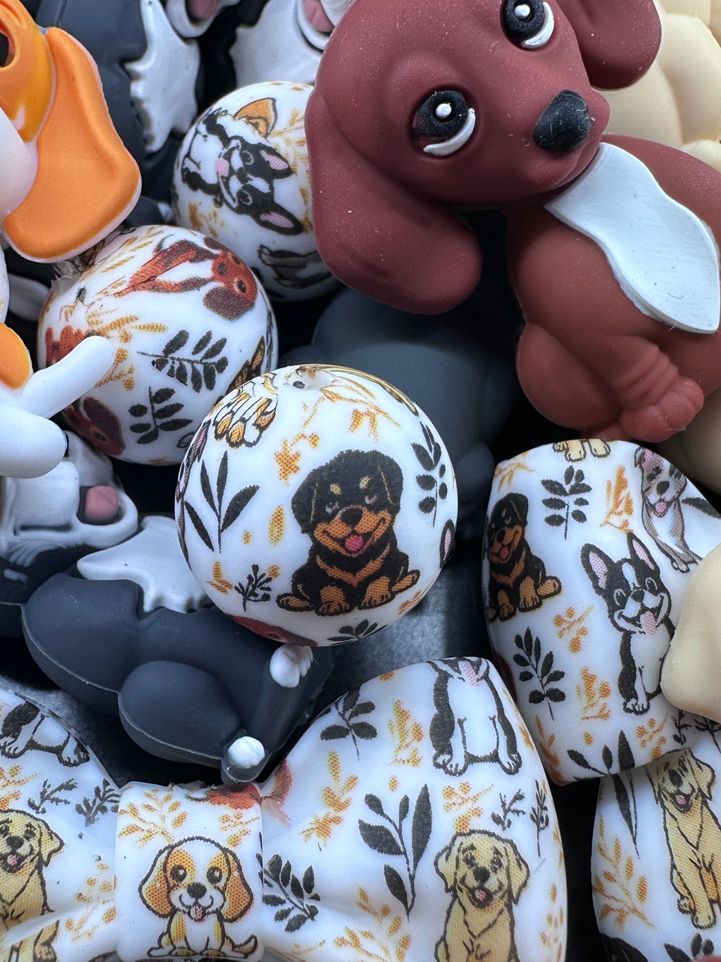 3D Dog silicone focal beads Golden Retriever, Pit Bull, Beagle, Rottweiler, Coon Hound, Frenchie - matching hoop and round beads