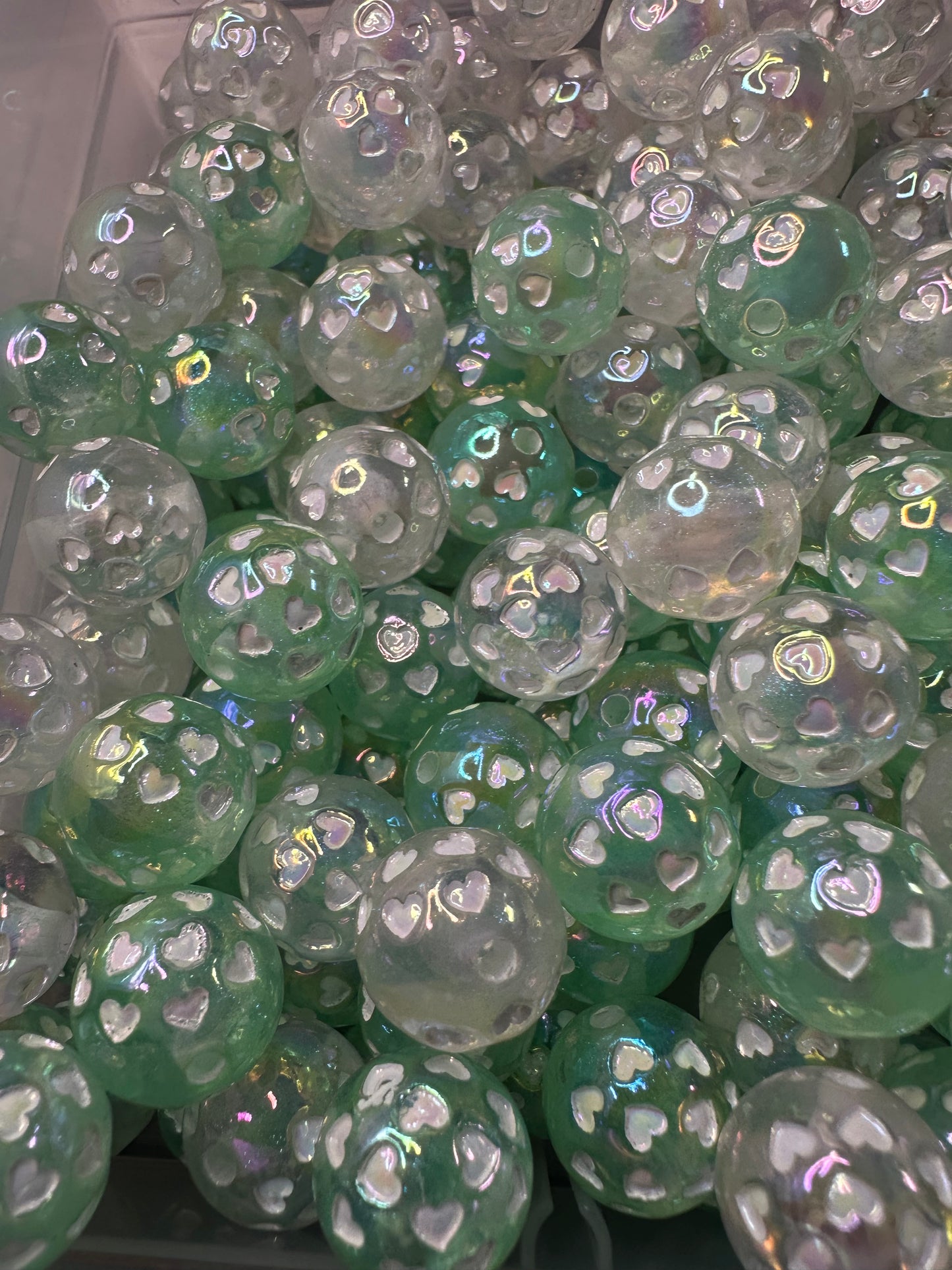 Very luminous heart engraved acrylic round beads/glow in the dark/Perfect for pen beading /green or white beads