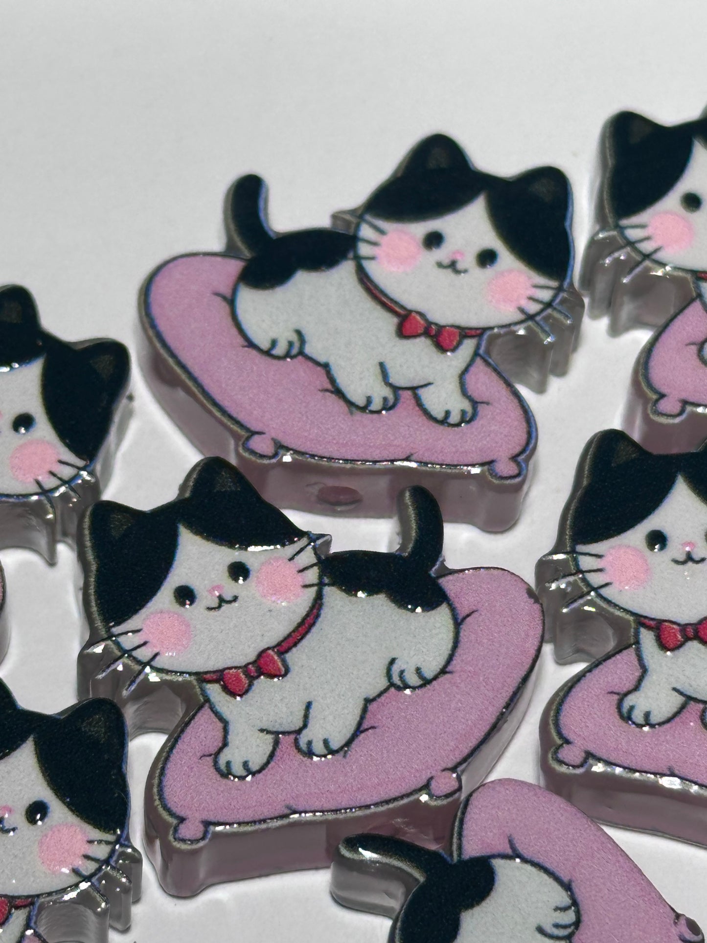 Cute cat acrylic focal bead- set of 2/ focal bead/ pen beading / keychain bead/kitty