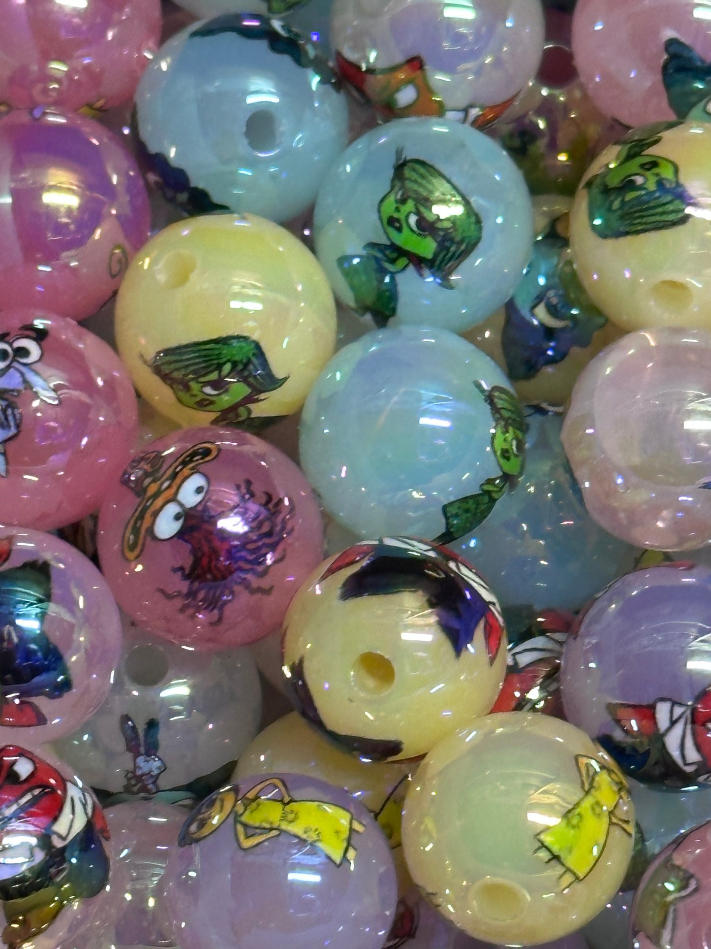 Movie beads/ Ten (10) included/16mm Bead/ beadable pen/ jewelry/ keychain/