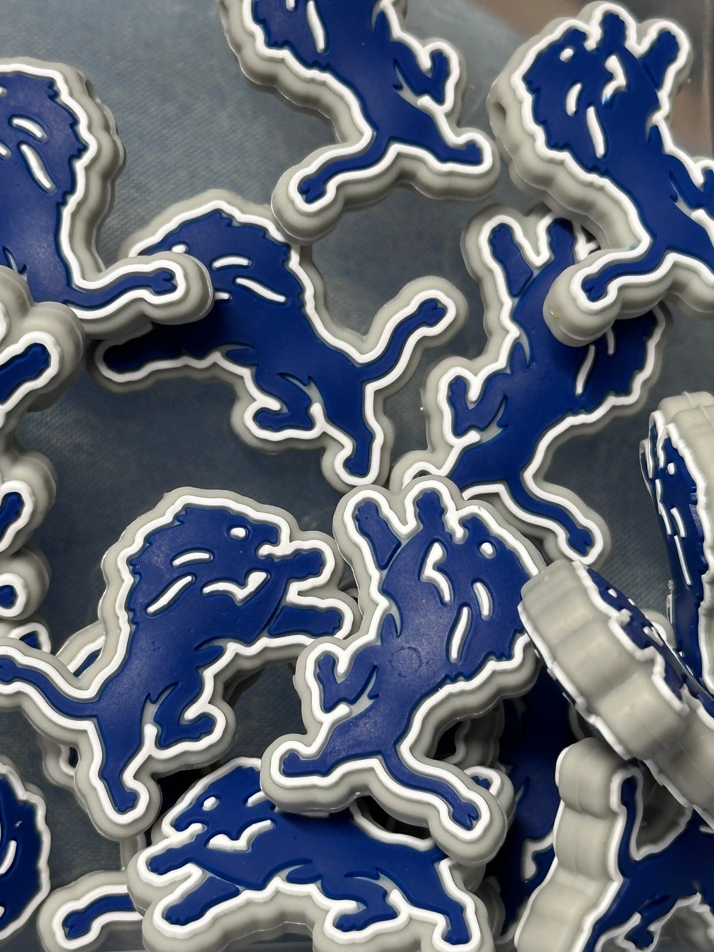 Detroit Lions focal bead/ football/ silicone bead for DIY /Lion blue -grey outline