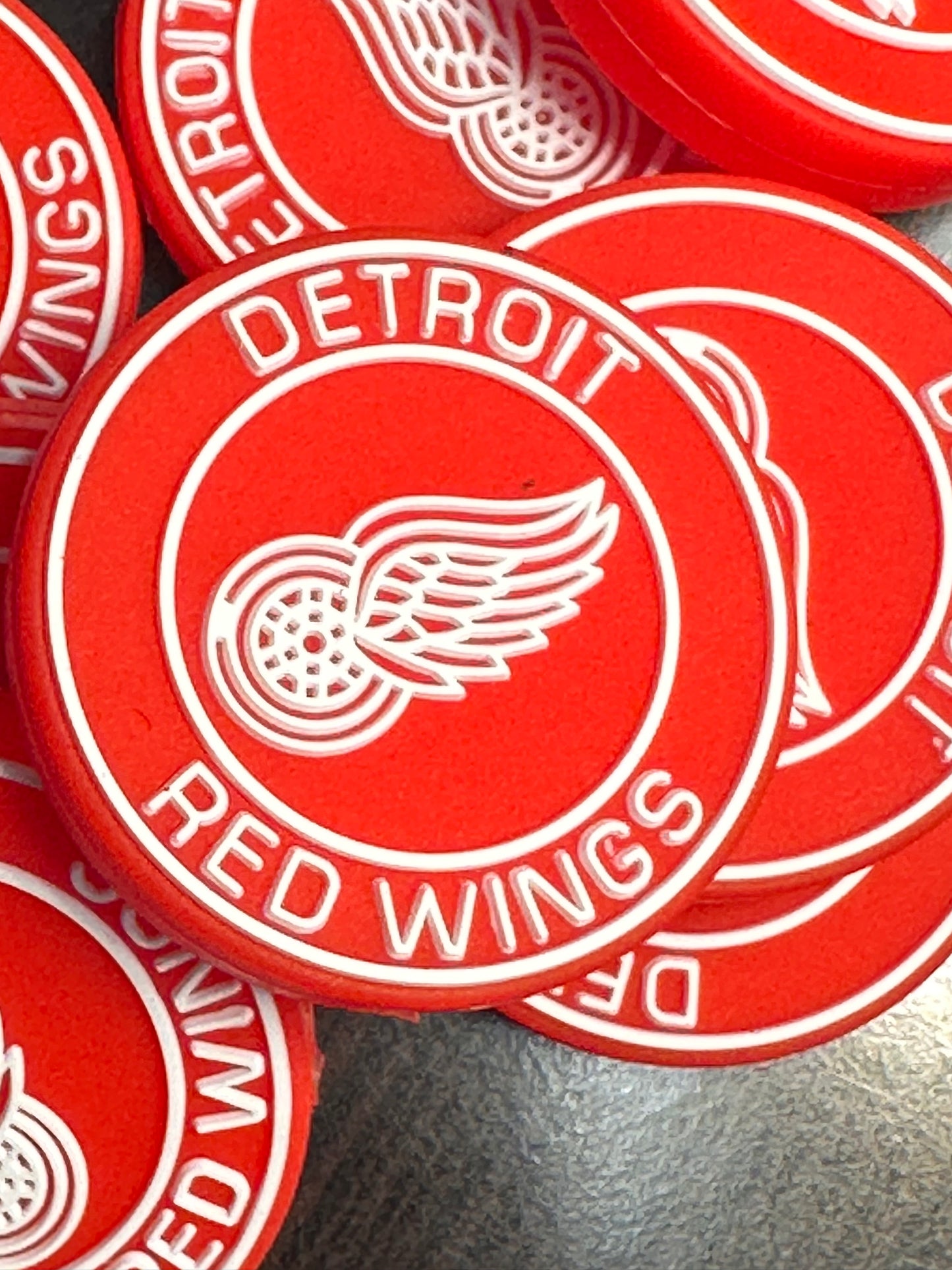 Detroit Red Wings focal bead / round focal/ ice hockey team