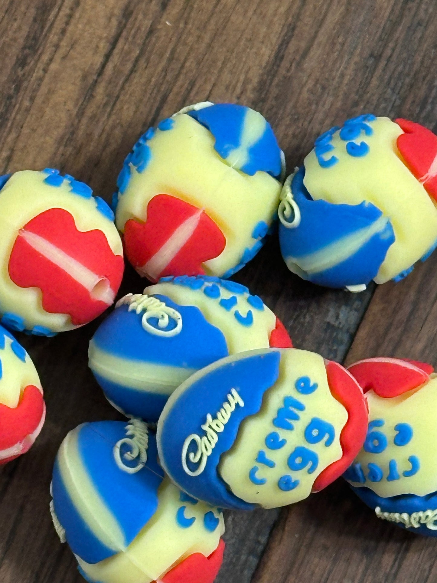 3D Easter egg candy focal bead/ silicone bead/ pen beading/ DIY/ Easter egg/ chocolate