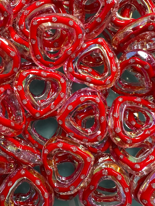 Five (5) heart shaped beads included/ red hand painted colors of loose acrylic beads -heart shaped/ Perfect for pen beading/ jewelry making/ random/ assorted