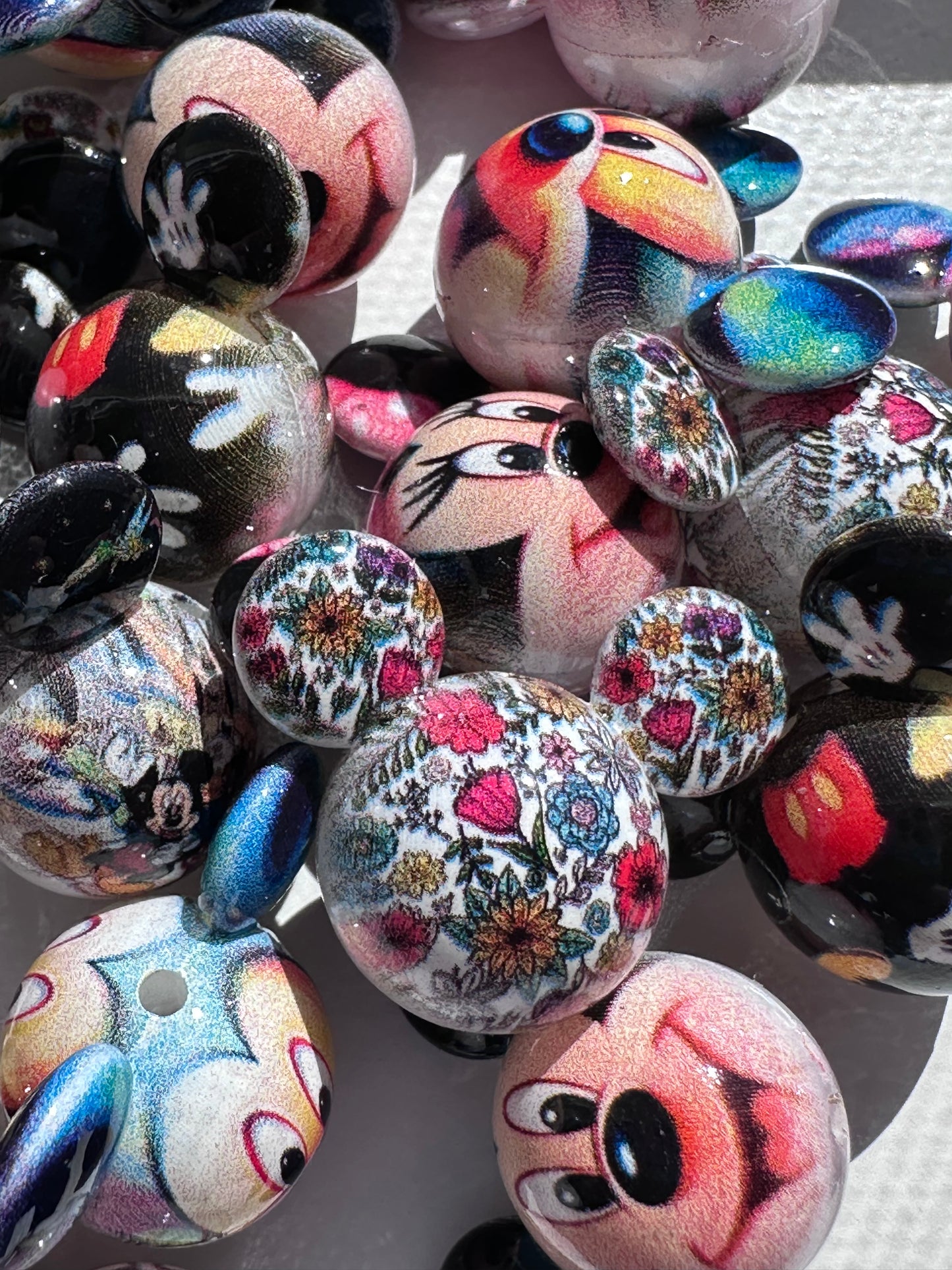 Cartoon inspired beads/ Five (5) acrylic beads included/ jewelry Bead/ beadable pen beads/ keychain bead/ DIY