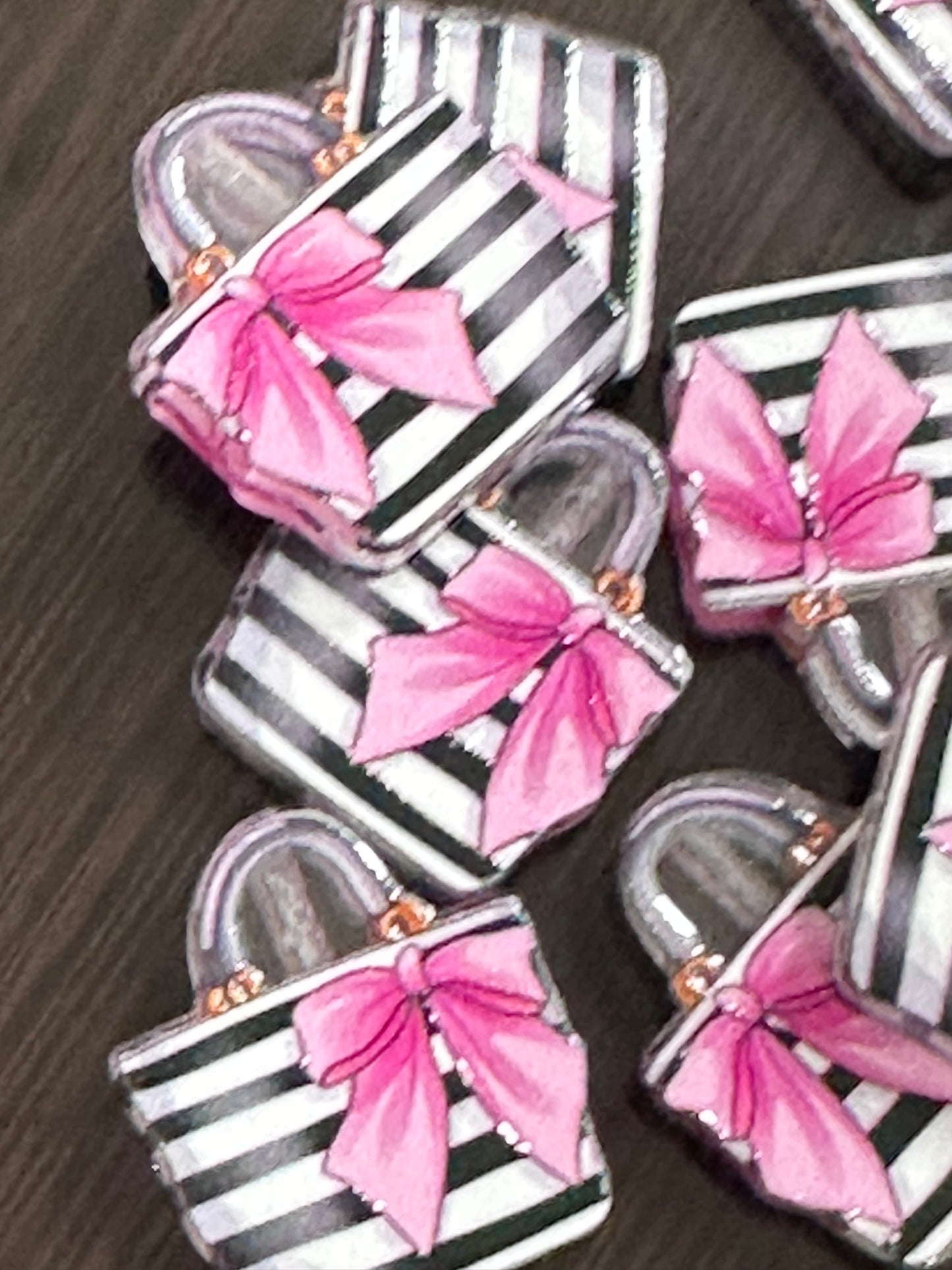 Striped purse acrylic focal bead- set of 2/ focal bead/ pen beading / keychain bead/pink bow