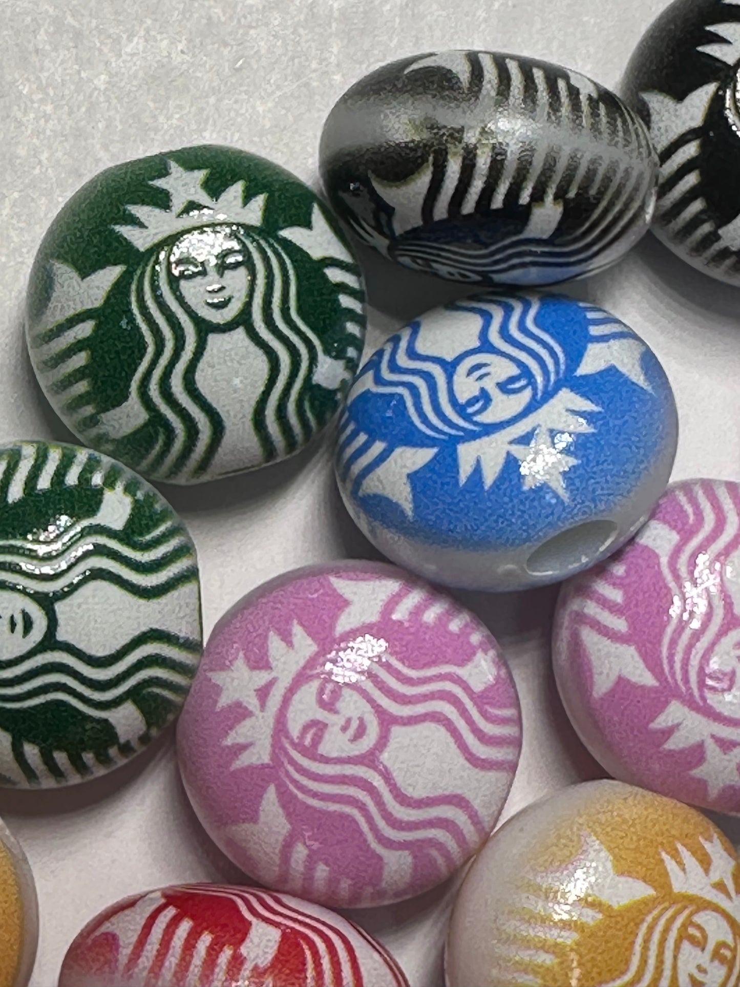 coffee acrylic bead- set of 5/ flat round bead/ pen beading / keychain bead