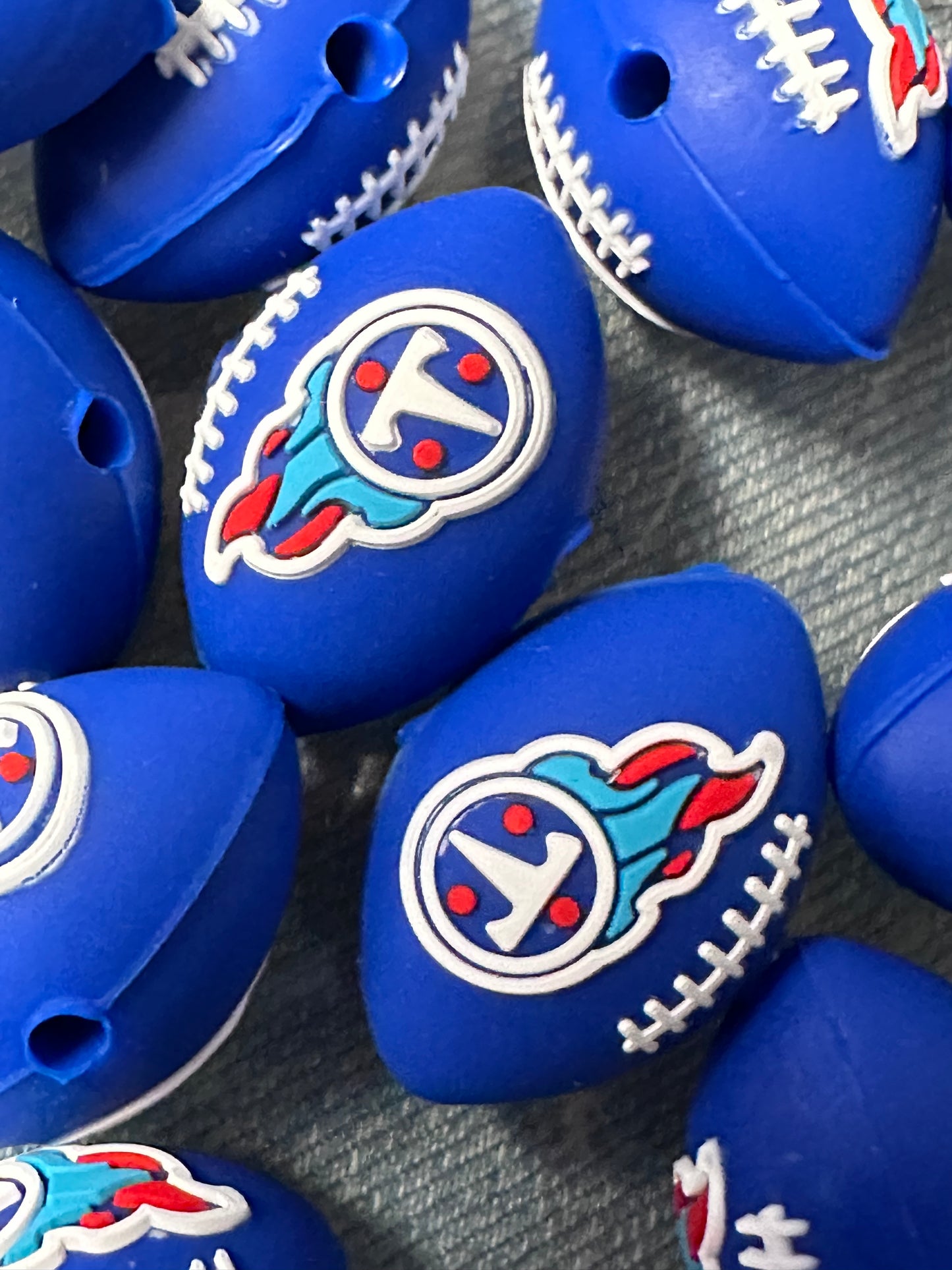 3D Tennessee Titans Football team focal bead / silicone pen bead