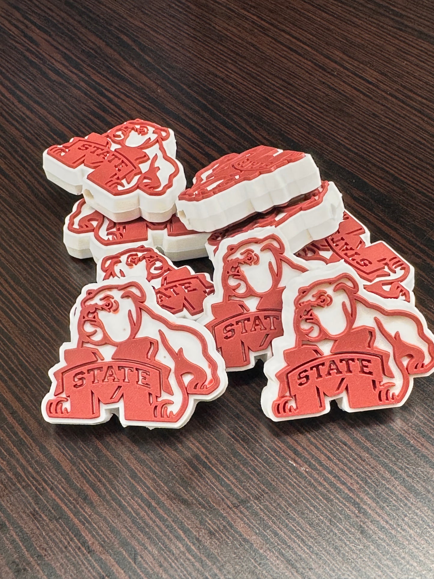 Mississippi State focal bead / sports silicone bead /Bulldogs basketball