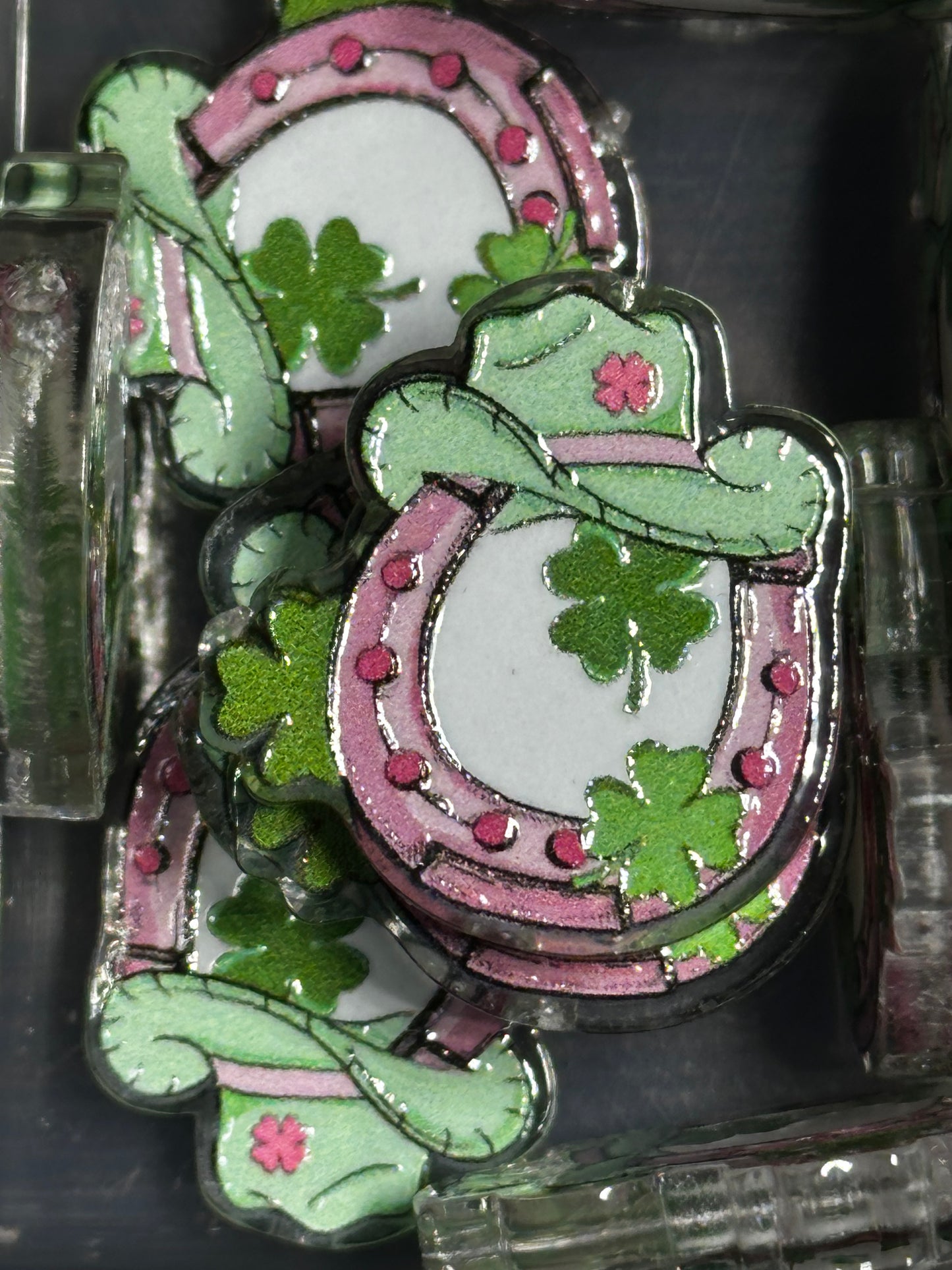 Lucky acrylic focal bead- set of 2/ focal bead/ pen beading / keychain bead/ Horseshoe - Lucky clover- Lucky hat