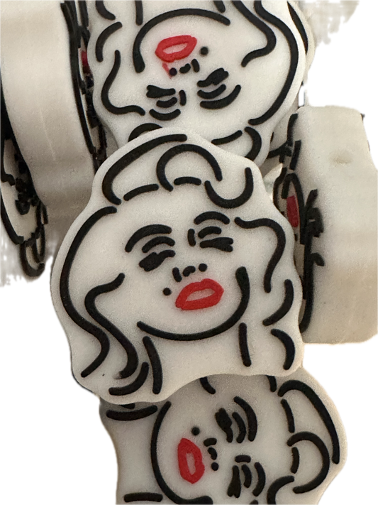 Blonde bombshell / MM/Marilynn focal bead/famous actress