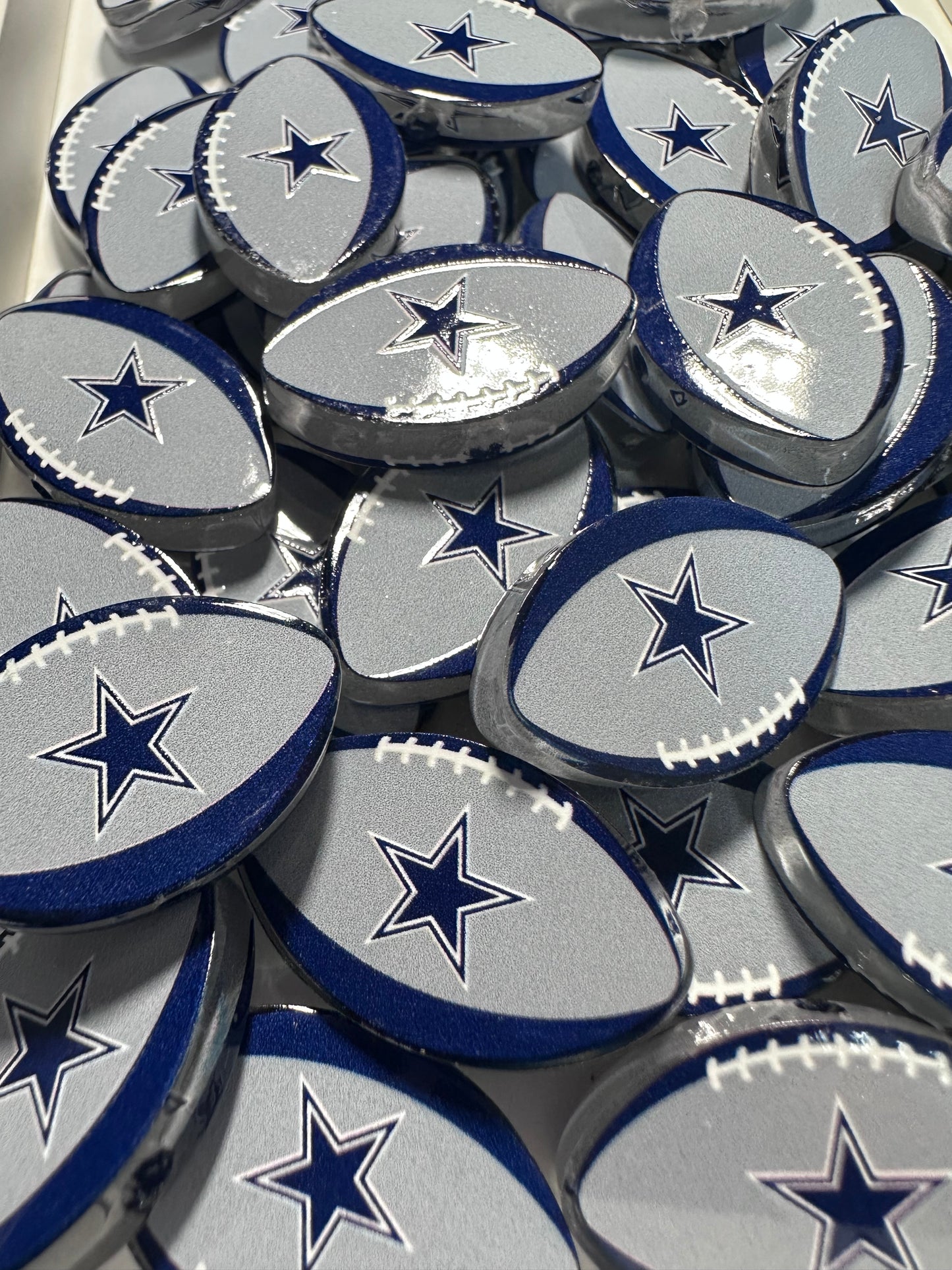 Cowboys football shaped acrylic focal bead- set of 2/ focal bead/ pen beading / keychain bead /star
