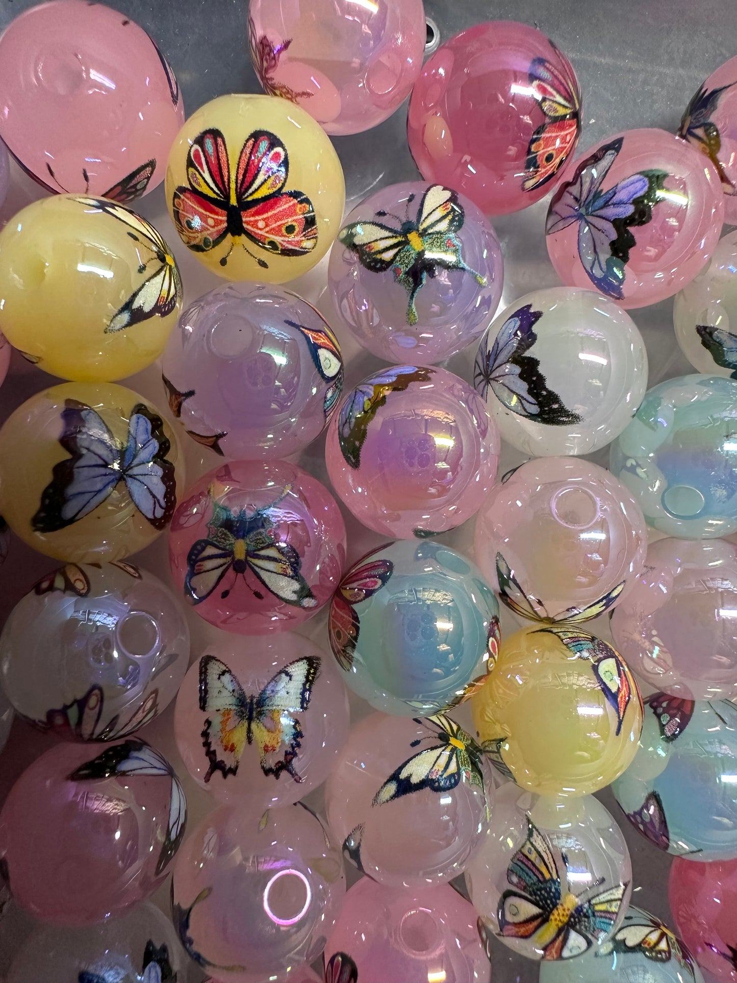 Pastel Butterfly beads/ Ten (10) included/16mm Bead/ beadable pen/ jewelry/ keychain/