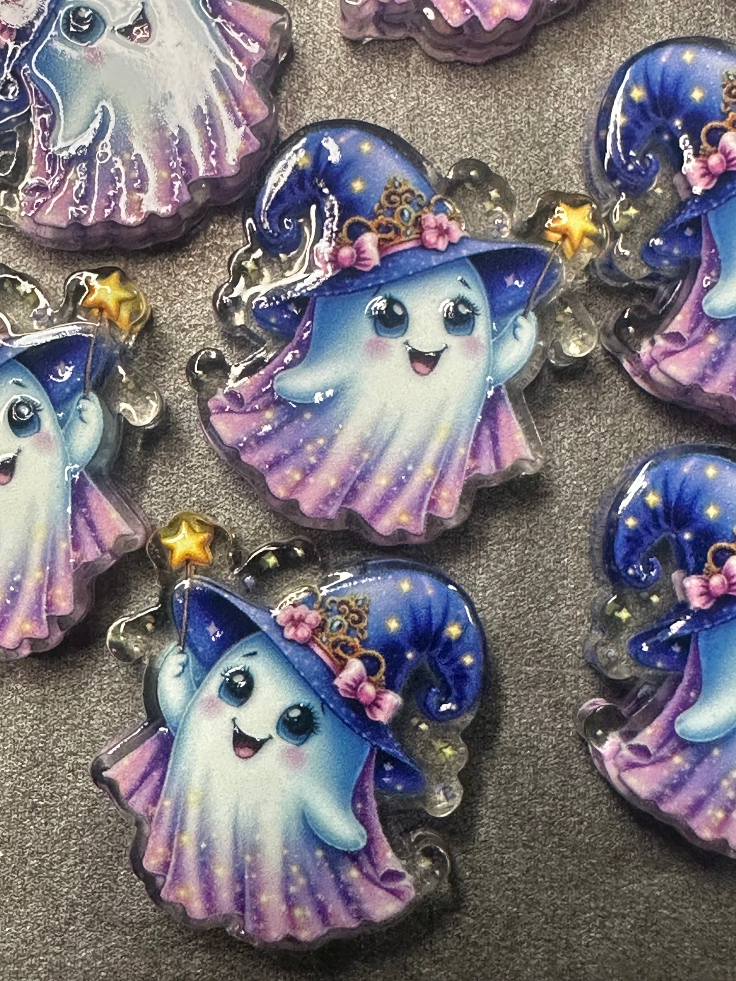 Halloween cute ghost acrylic focal bead- set of 2/ focal bead/ pen beading / keychain bead/