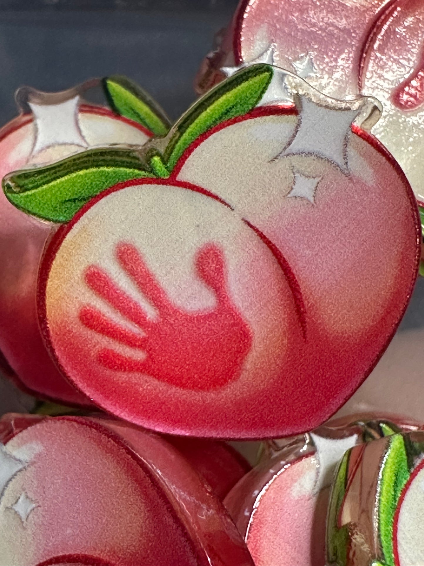 Peach booty acrylic focal bead- set of 2/ focal bead/ pen beading / keychain bead/ handprint 🖐🏻