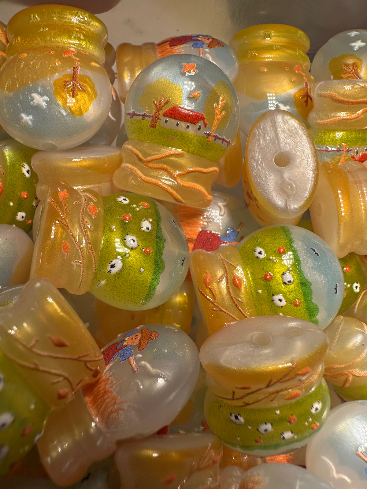 Fall Snow globe Shaped Acrylic Beads • 20MM Beads • Pen Beads • Beadable Pen Supplies • DIY Craft Beads • Random Mix – Set of 5