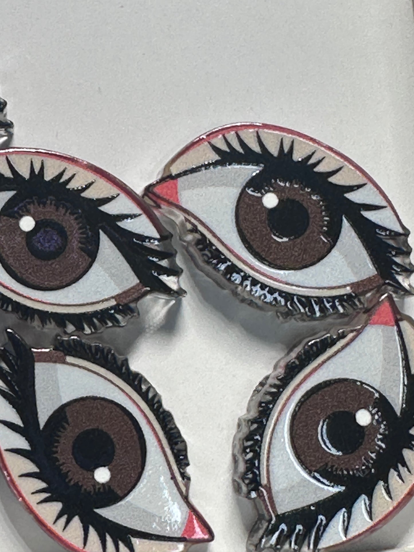 Eyeball acrylic focal bead- set of 2/ focal bead/ pen beading / keychain bead /makeup artist/ brown eye