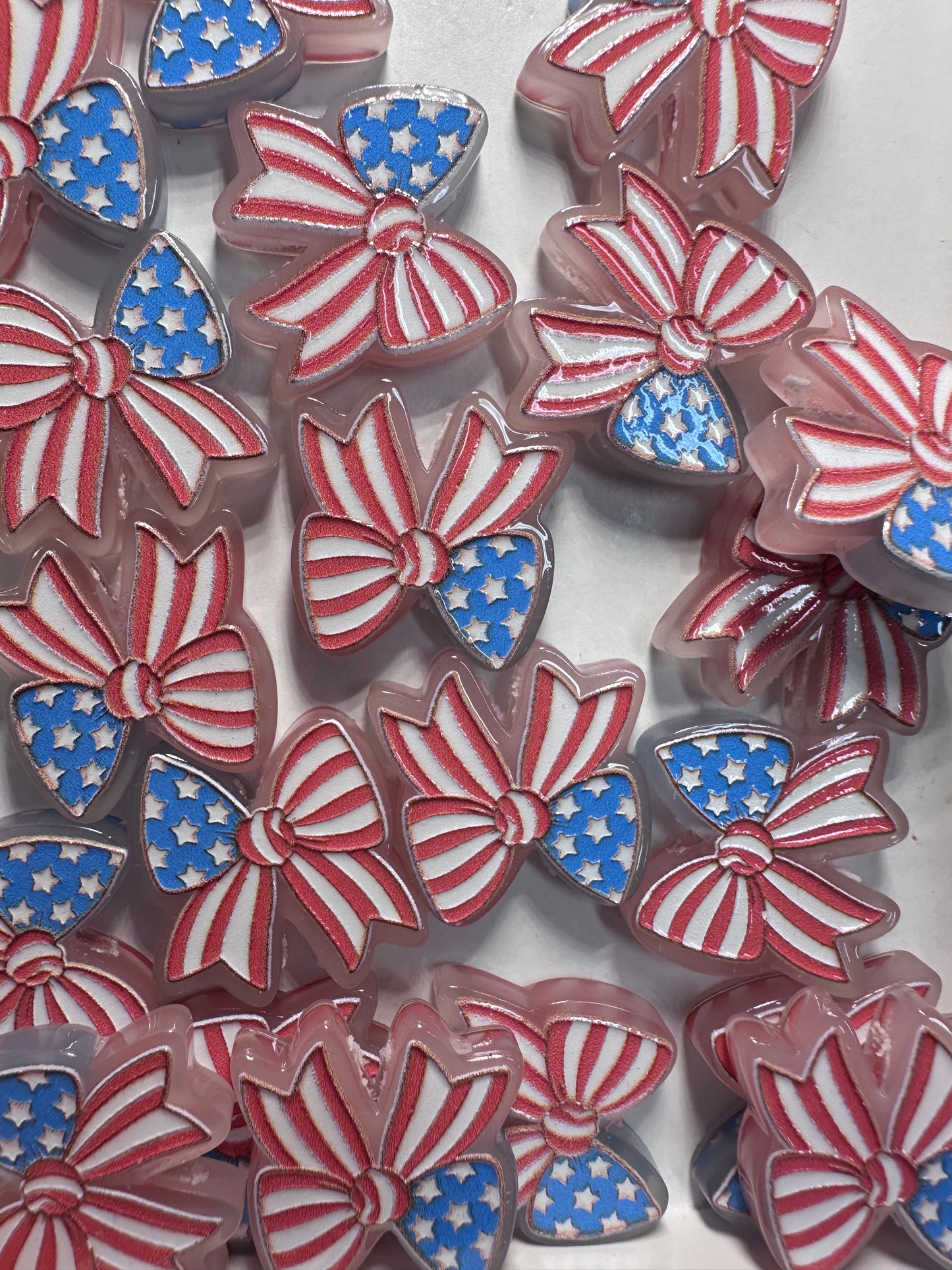 American flag bow design acrylic focal bead- set of 2/ focal bead/ pen beading / keychain bead
