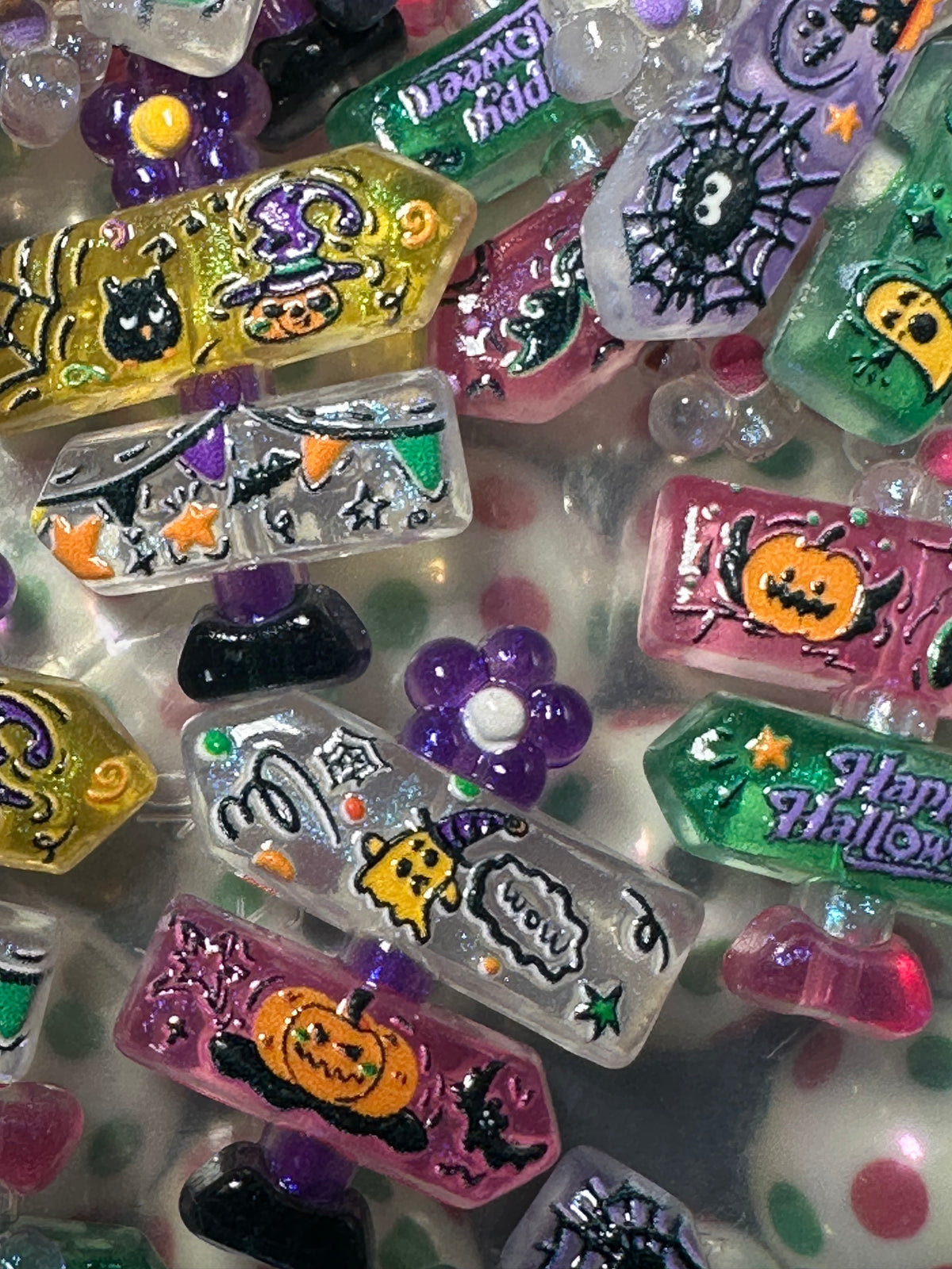 Halloween Fall Sign Shaped Acrylic Beads • 20+MM Beads • Pen Beads • Beadable Pen Supplies • DIY Craft Beads • Random Mix – Set of 5