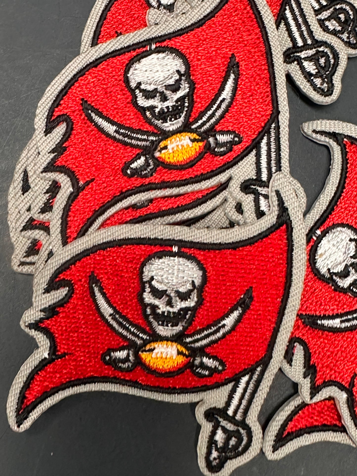 TAMPA BAY BUCCANEERS /IRON ON PATCH/ SIZE SMALL/ QUALITY MATERIAL/FABRIC PATCHES/FOOTBALL TEAM