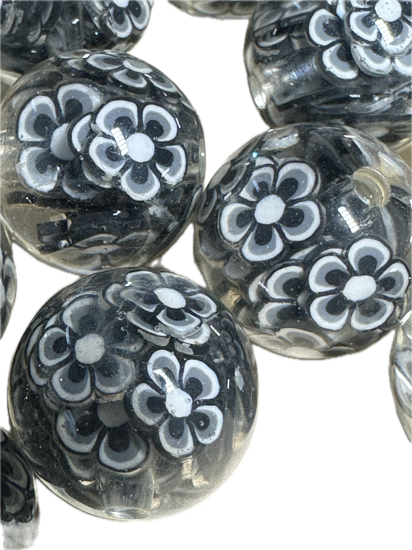 20mm resin beads with black and white flowers inside/ set of five (5) 20mm beads/ infused beads/ pen beading beads/ beautiful / keychain beads/ DIY