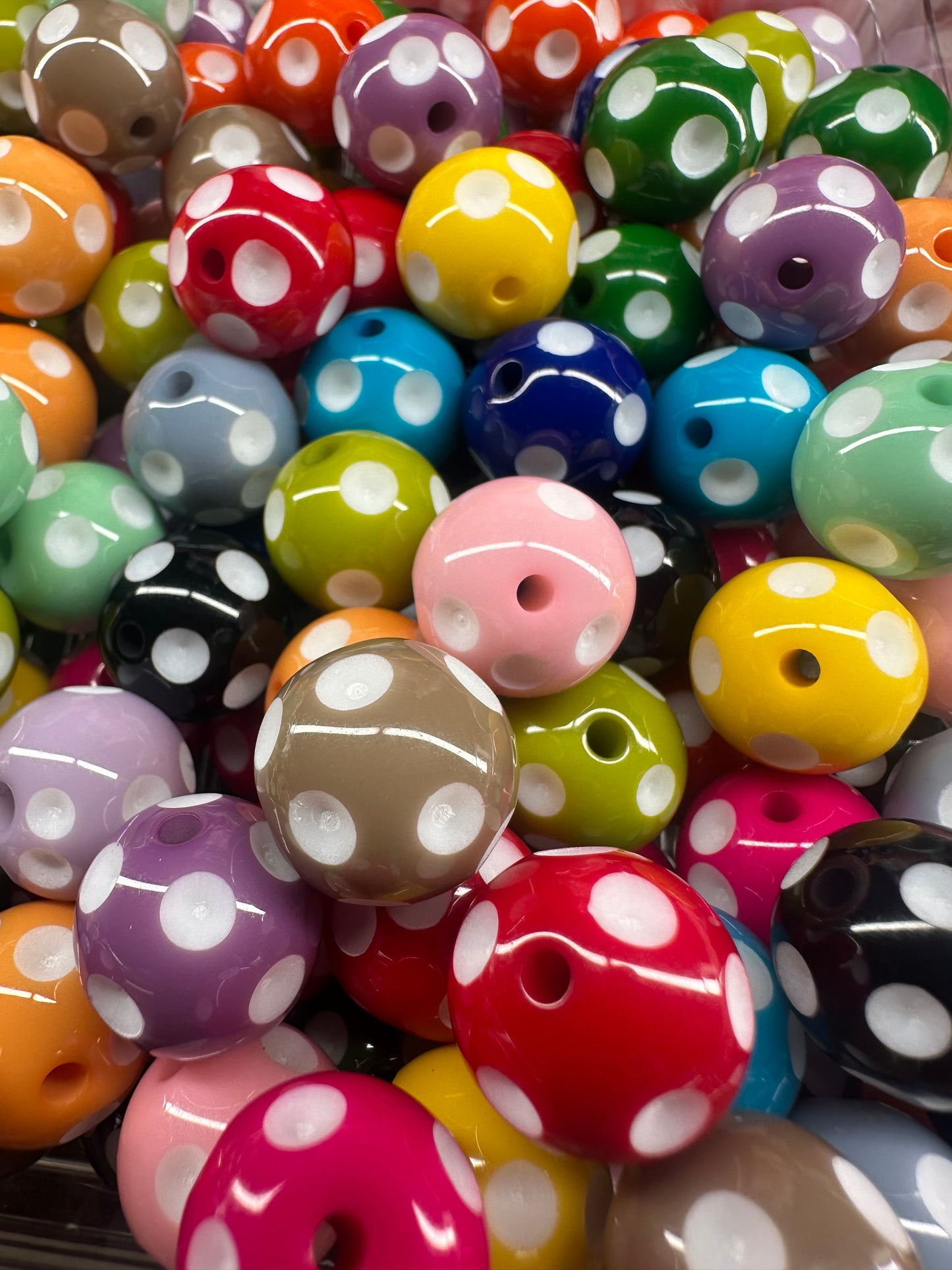 Polka Dot acrylic beads/ 16mm Beads/ beadable pen/ keychain bead/ dotted/ spots