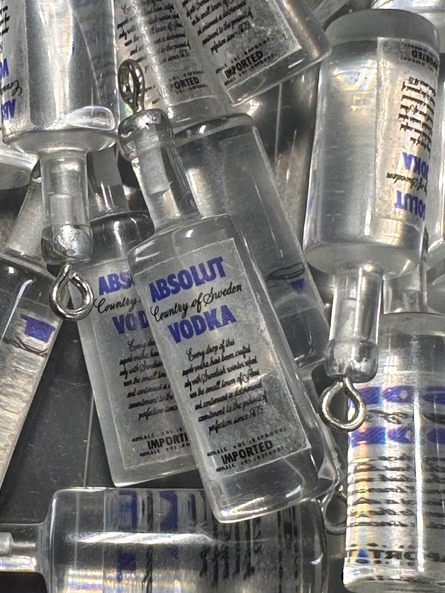 Mini Bottle Charms – Resin Drink Beads for Keychains, Jewelry & DIY Crafts
