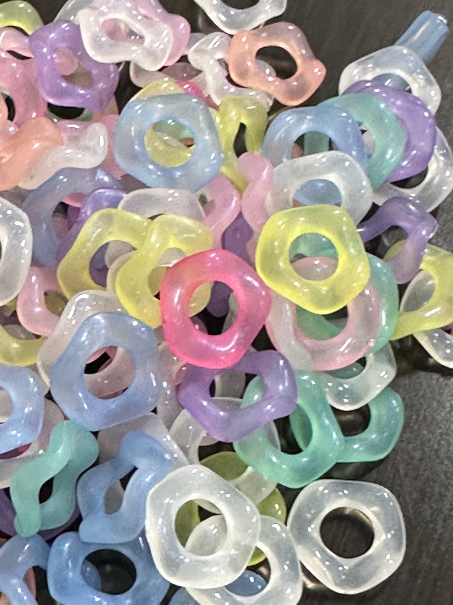 Luminous Wavy spacer beads/ acrylic spacers/ jewelry Bead/ beadable pen beads/ keychain bead/16mm/ set of 10