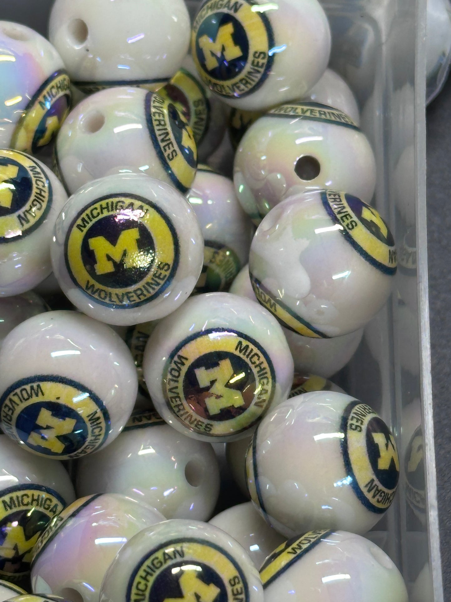 16mm Sports Print Beads • Set of 10 • Great for Pens, Keychains & Crafts- Michigan Wolverines