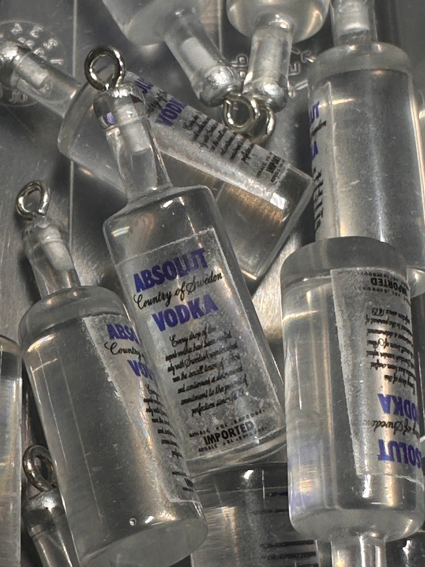 Mini Bottle Charms – Resin Drink Beads for Keychains, Jewelry & DIY Crafts