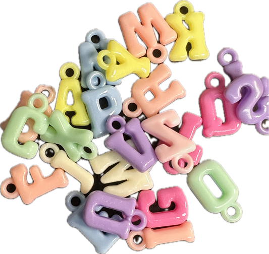 Plastic Letter Pendants – Full Alphabet Set (26 Acrylic A–Z Charms)