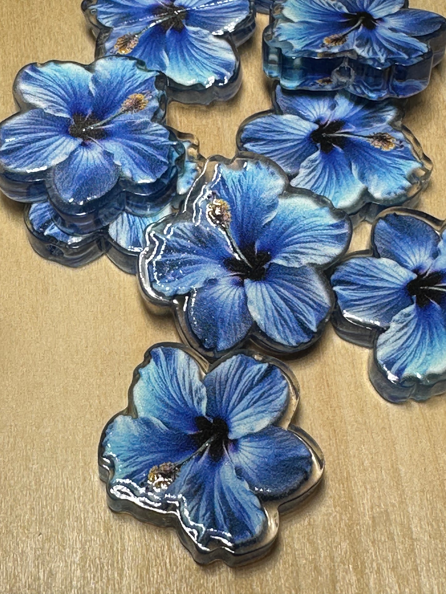 Blue Hibiscus Flower acrylic focal bead- set of 2/ focal bead/ pen beading / keychain bead