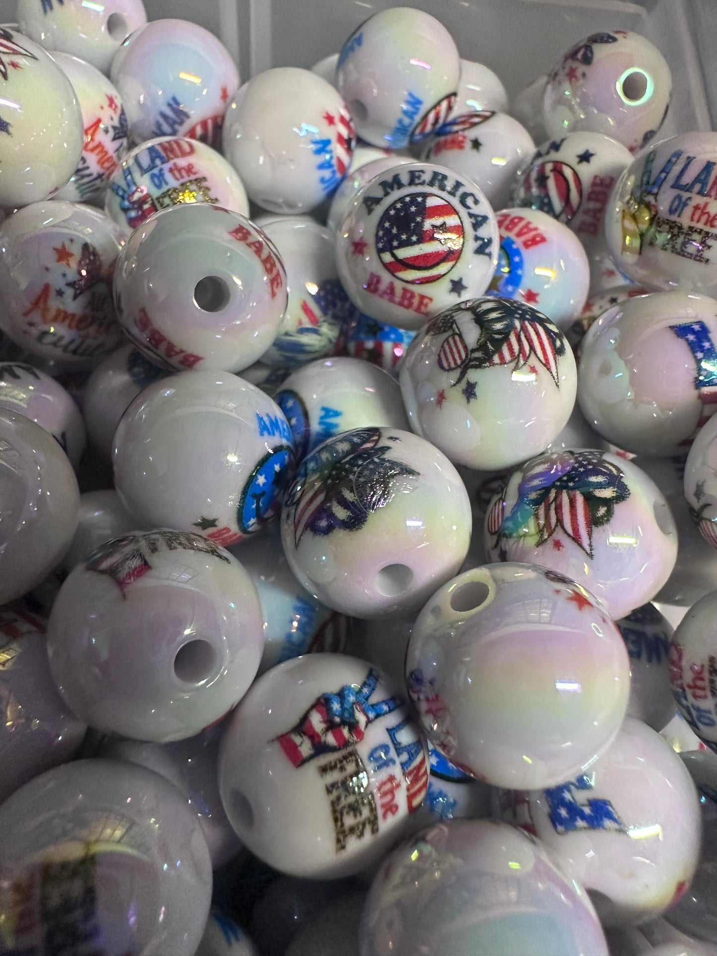 Acrylic white beads with USA themes on them included/ Bead/ beadable pen/ keychain bead/ Patriotic beads/ Ten (10) beads/16mm
