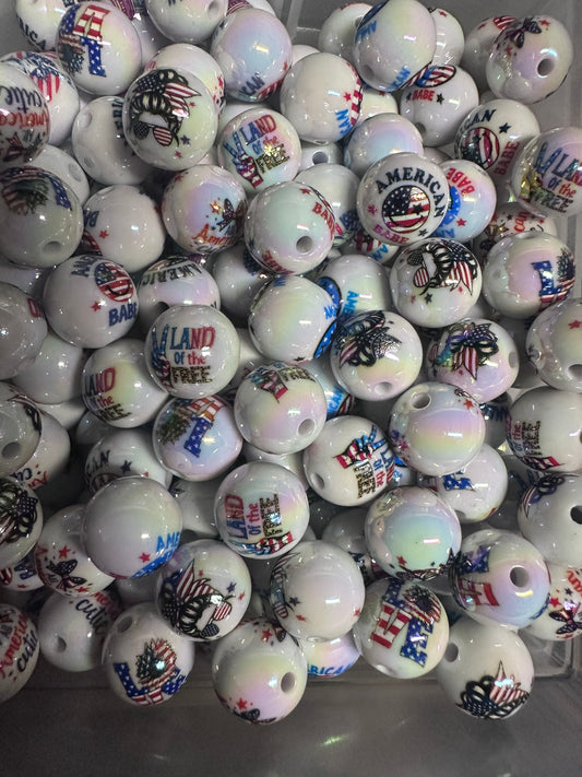 Acrylic white beads with USA themes on them included/ Bead/ beadable pen/ keychain bead/ Patriotic beads/ Ten (10) beads/16mm