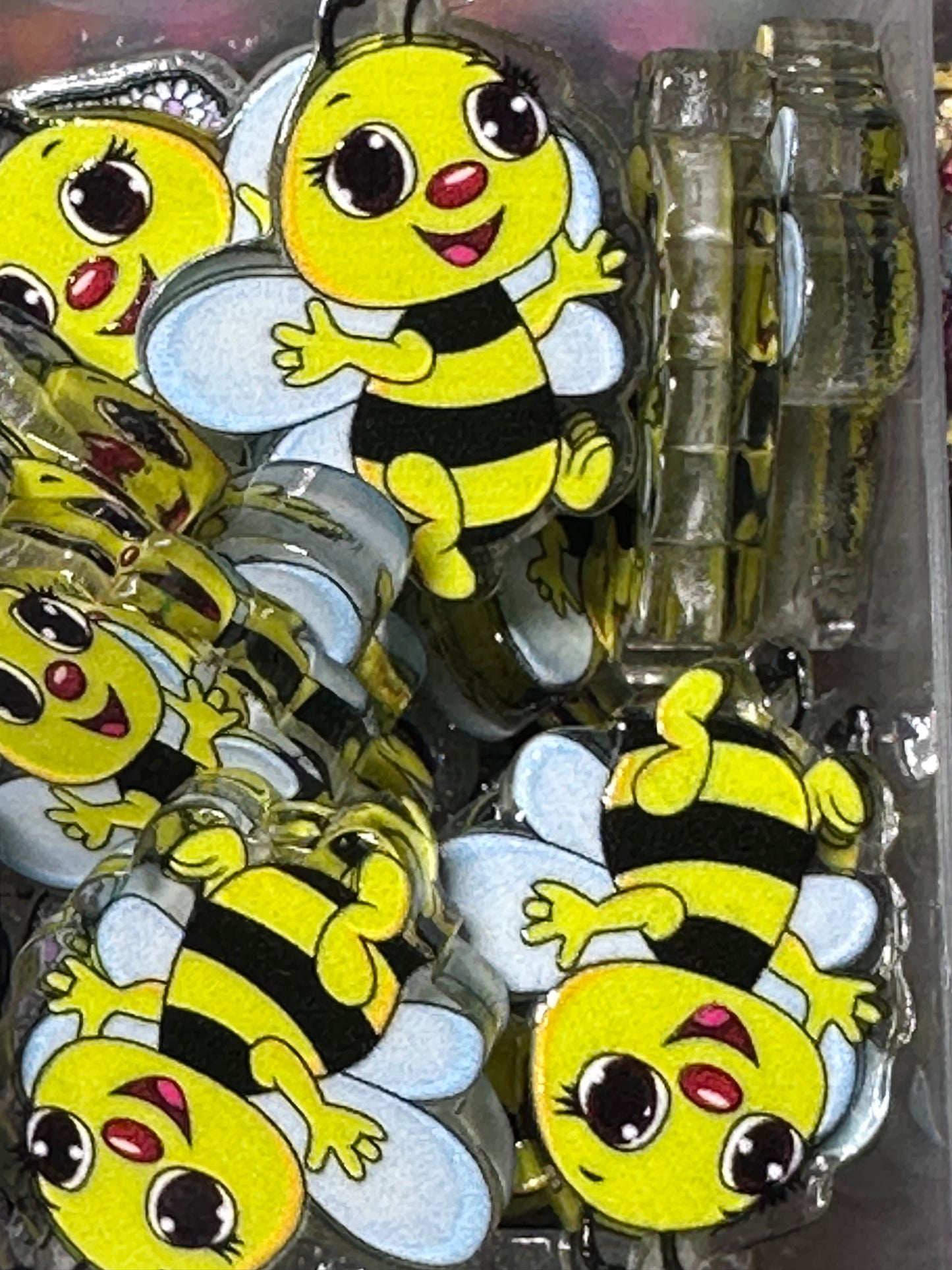Cute Happy Bee acrylic focal bead- set of 2/ focal bead/ pen beading / keychain bead/ flowers/
