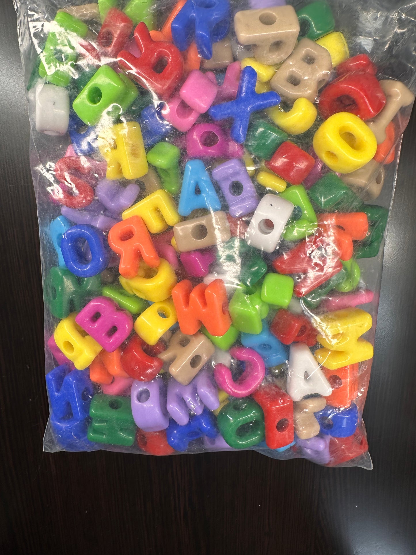 Plastic Letter Beads – Bulk Bag of Mixed A–Z Alphabet Beads (Vertical Hole, Multi-Color Mix) over 150 mixed colors alphabet