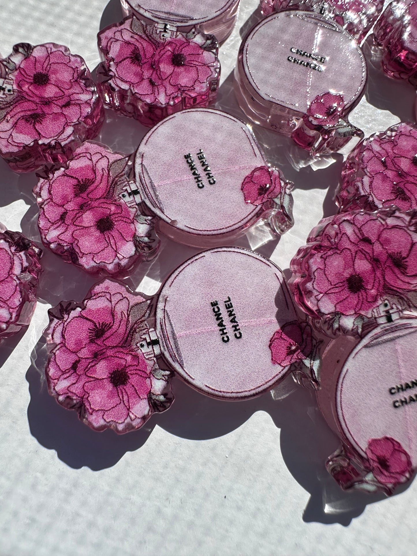 Pink perfume bottle design acrylic focal bead- set of 2/ focal bead/ pen beading / keychain bead style #2