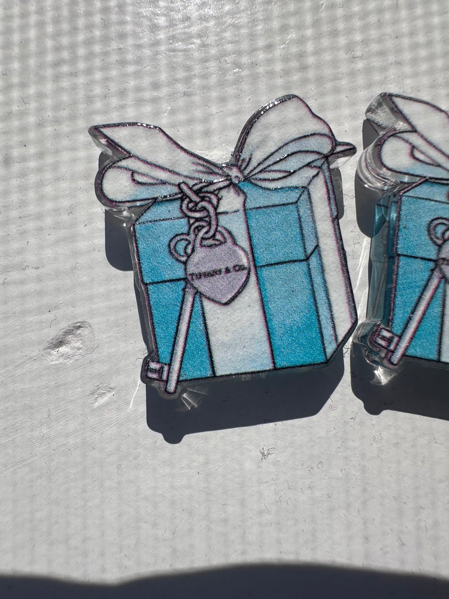 Little blue gift box acrylic focal bead- set of 2/ focal bead/ pen beading / keychain bead /jewelry store