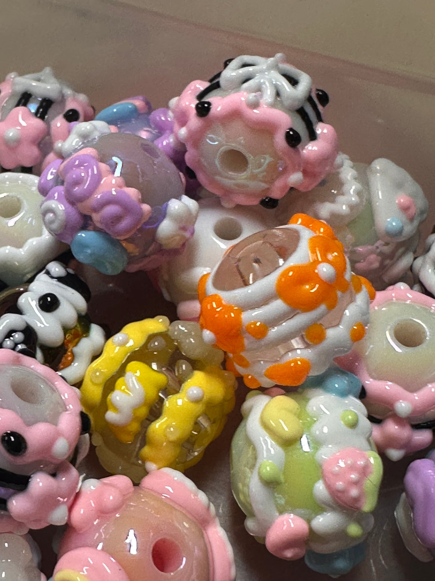Hand painted handmade Beads – elegant handcrafted beads/hearts and bows beads/ fancy beads