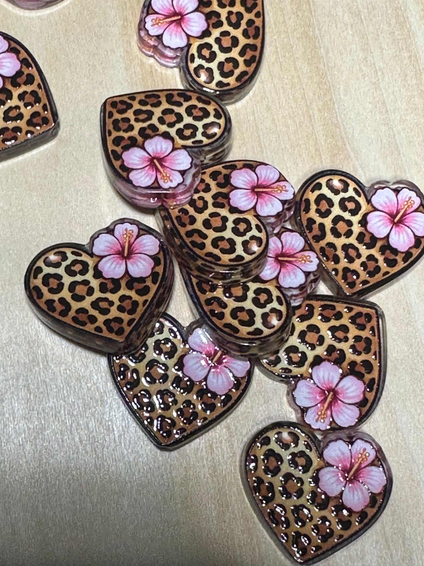 Heat shaped Leopard print pink hibiscus acrylic focal bead- set of 2/ focal bead/ pen beading / keychain bead/ (Copy)