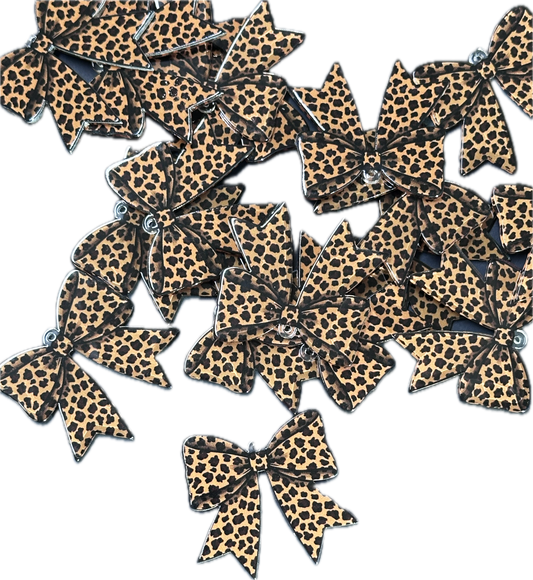 Cute Leopard Print Bow Acrylic Pendants – Cute Bow Charms for DIY Crafts (Set of 5)