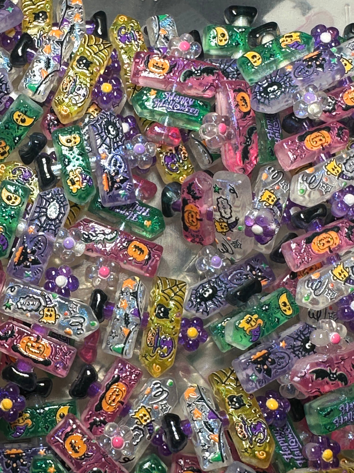 Halloween Fall Sign Shaped Acrylic Beads • 20+MM Beads • Pen Beads • Beadable Pen Supplies • DIY Craft Beads • Random Mix – Set of 5