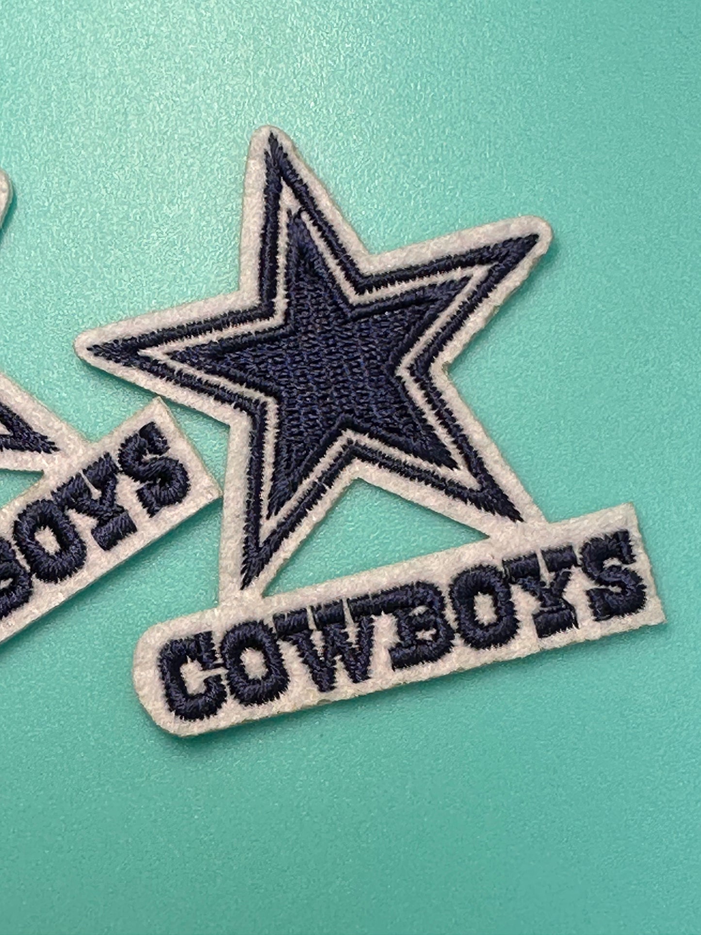 DALLAS COWBOYS IRON ON PATCH/ SIZE SMALL/ QUALITY MATERIAL/FABRIC PATCHES/FOOTBALL TEAM