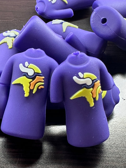 NEW 3D Minnesota Vikings focal bead design / football jersey shaped