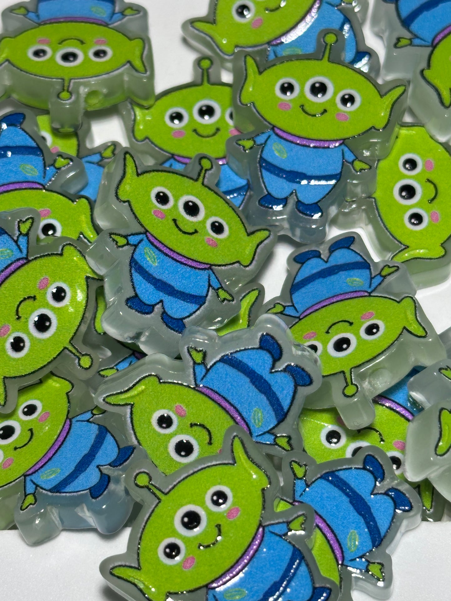 Green Alien acrylic focal bead- set of 2/ focal bead/ pen beading / keychain bead/