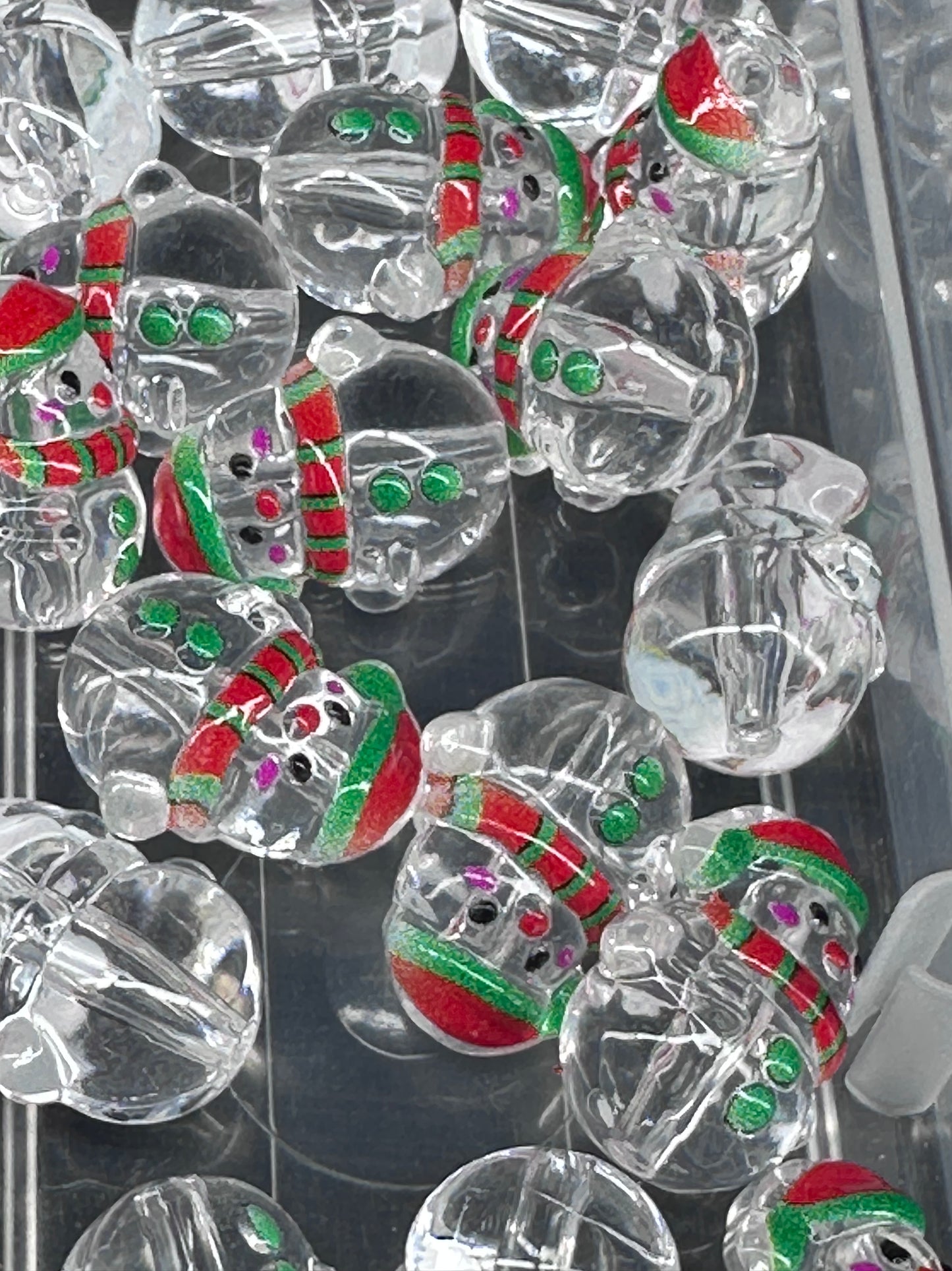 Ten (10) frosted or clear snowman acrylic beads /16mm x 20mm beads / acrylic bead/ keychain bead/ jewelry/Christmas/ only twists on to make a topper