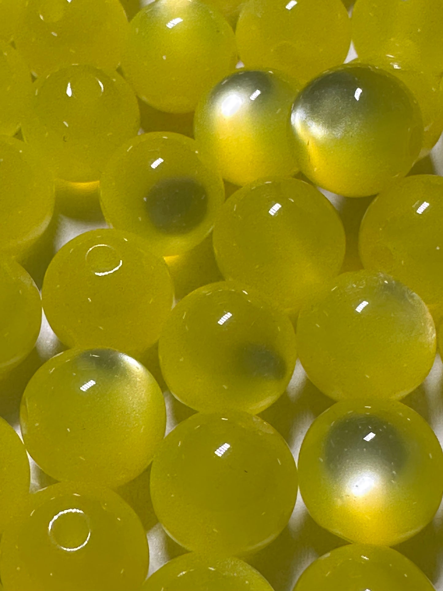 Bright Yellow Cat Eye Beads – Glossy Round Acrylic – Set of 10 (not for beadable items) -10mm