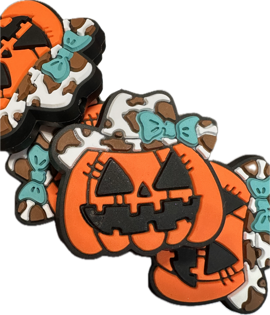 Pumpkin with cowboy hat and bow /Silicone Focal Bead/ cow spots/ jack-o’-lantern/ Halloween/ style #2