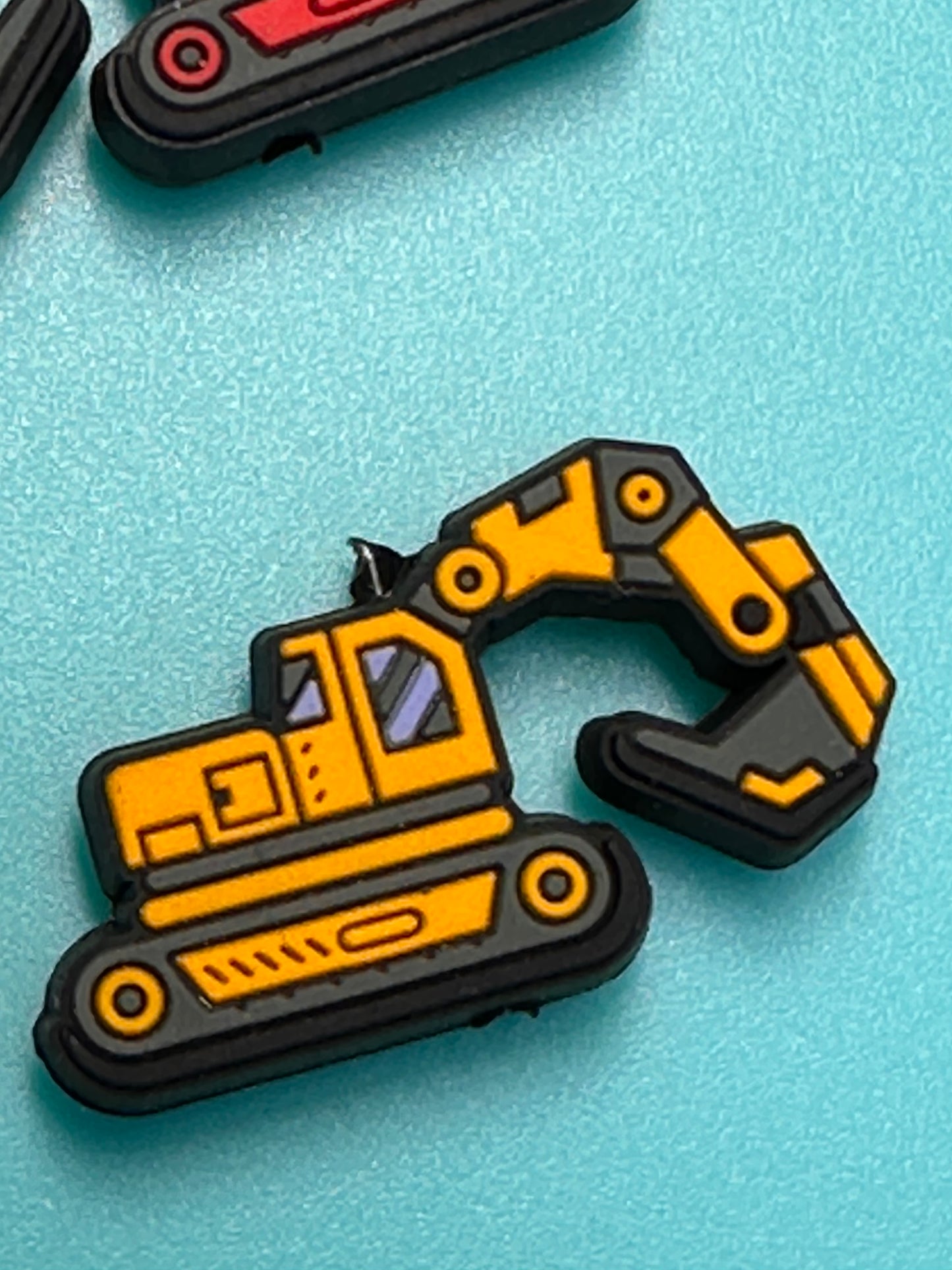 Excavation/excavator/digger/dirt mover / heavy equipment/ diesel focal bead/ silicone bead for pen beading