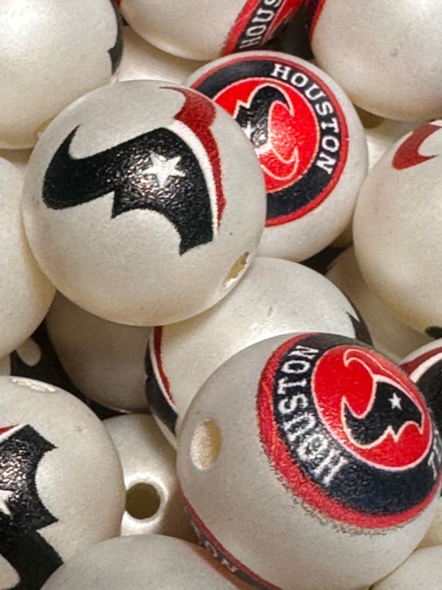 Acrylic Houston Texans football on satin white beads/ sports team bead/ beadable pen/ keychain bead/16 mm/10 beads included